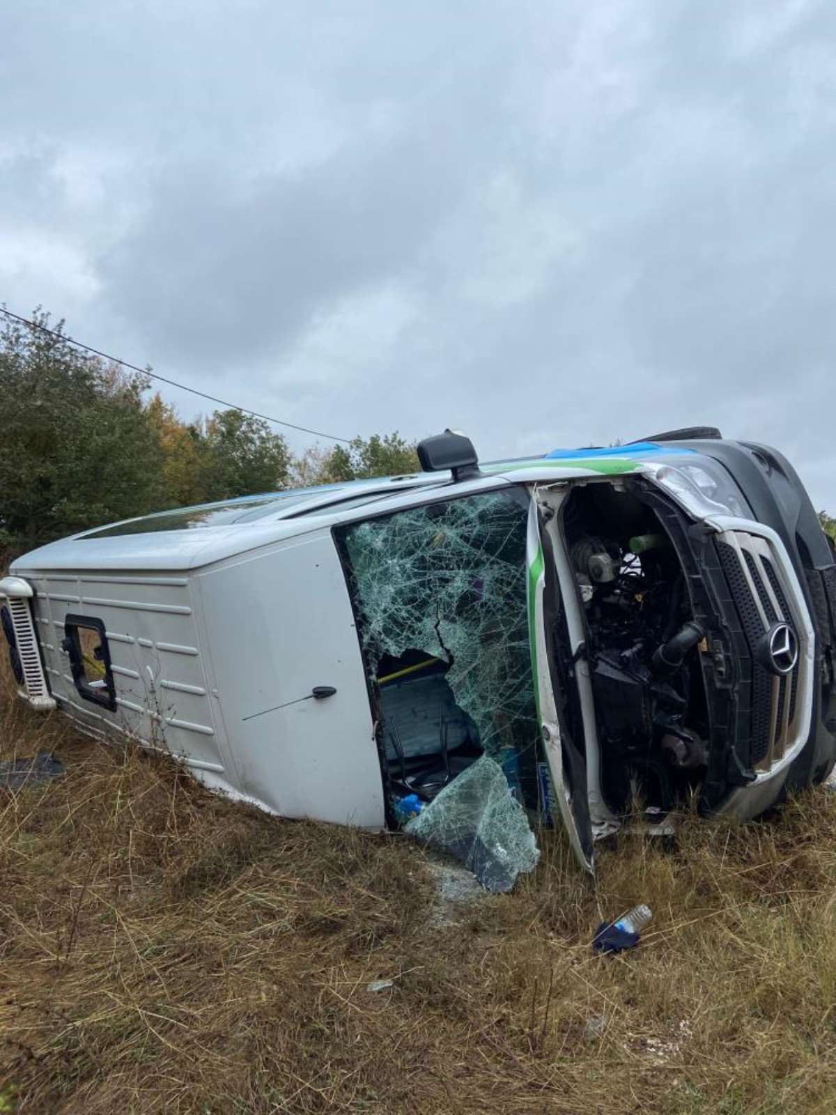 Tekirdağ’da yolcu minibüsü devrildi: 16 yaralı