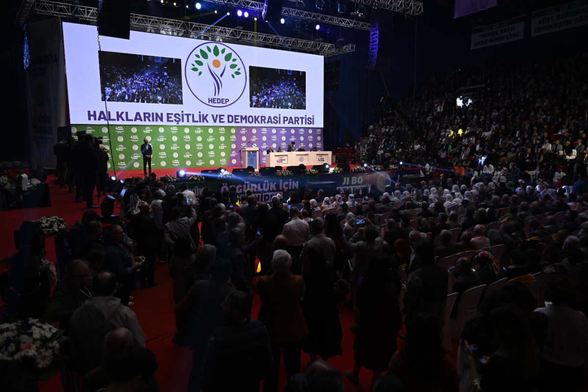 Yeşil Sol Parti, 4. Büyük Kongresi'ni gerçekleştirdi... İsim de başkanlar da değişti