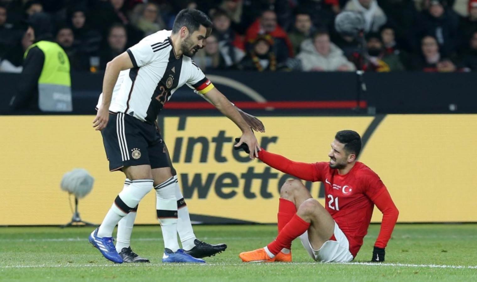 TFF duyurdu... Milli futbolcu aday kadrodan çıkarıldı!