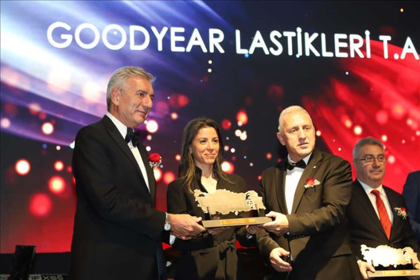 Goodyear'ın 55 yıllık başarısı ödülle taçlandırıldı