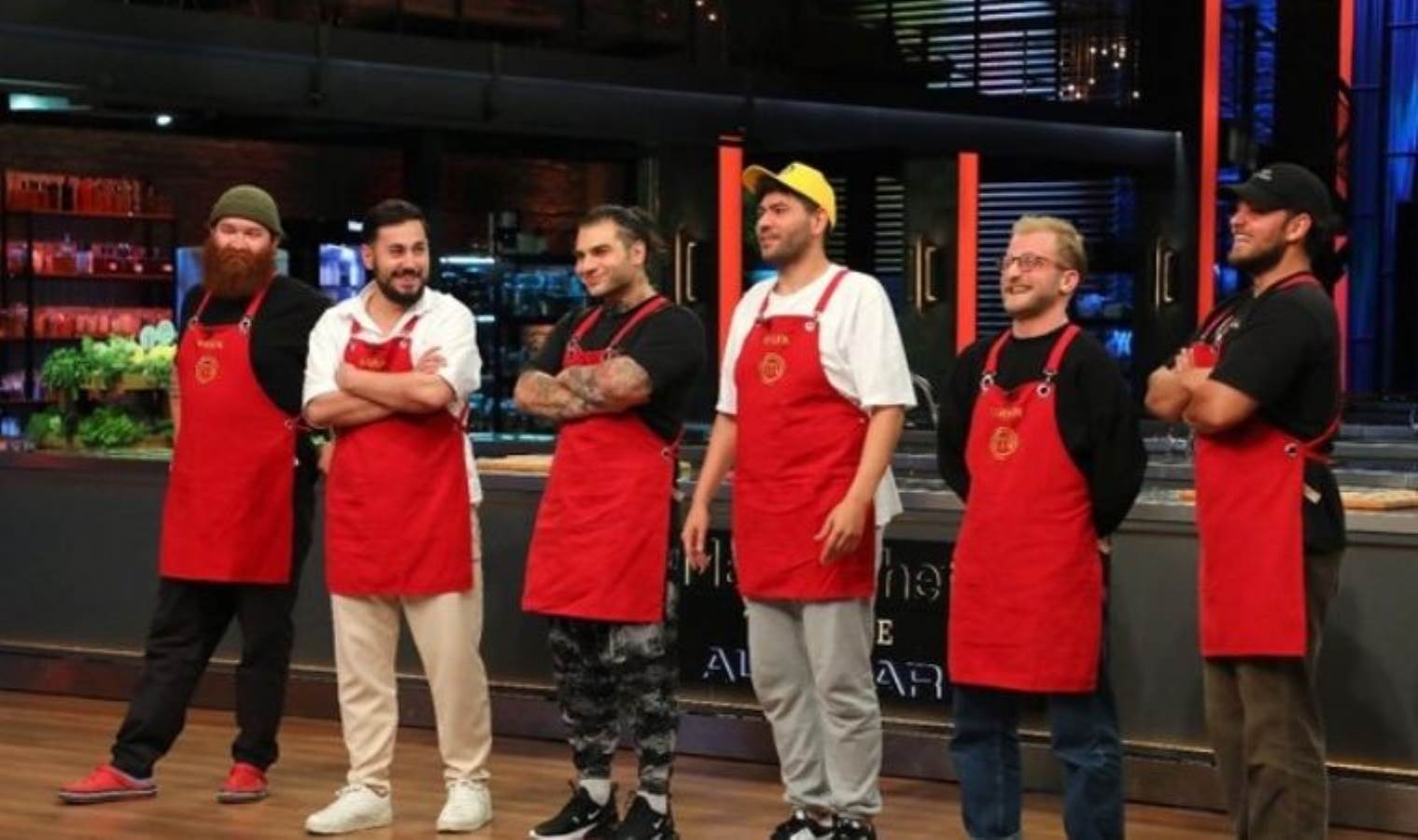 Masterchef'te Öğretmenler Günü'ne özel bölüm... Konuklar yarışmacıları şaşırttı!