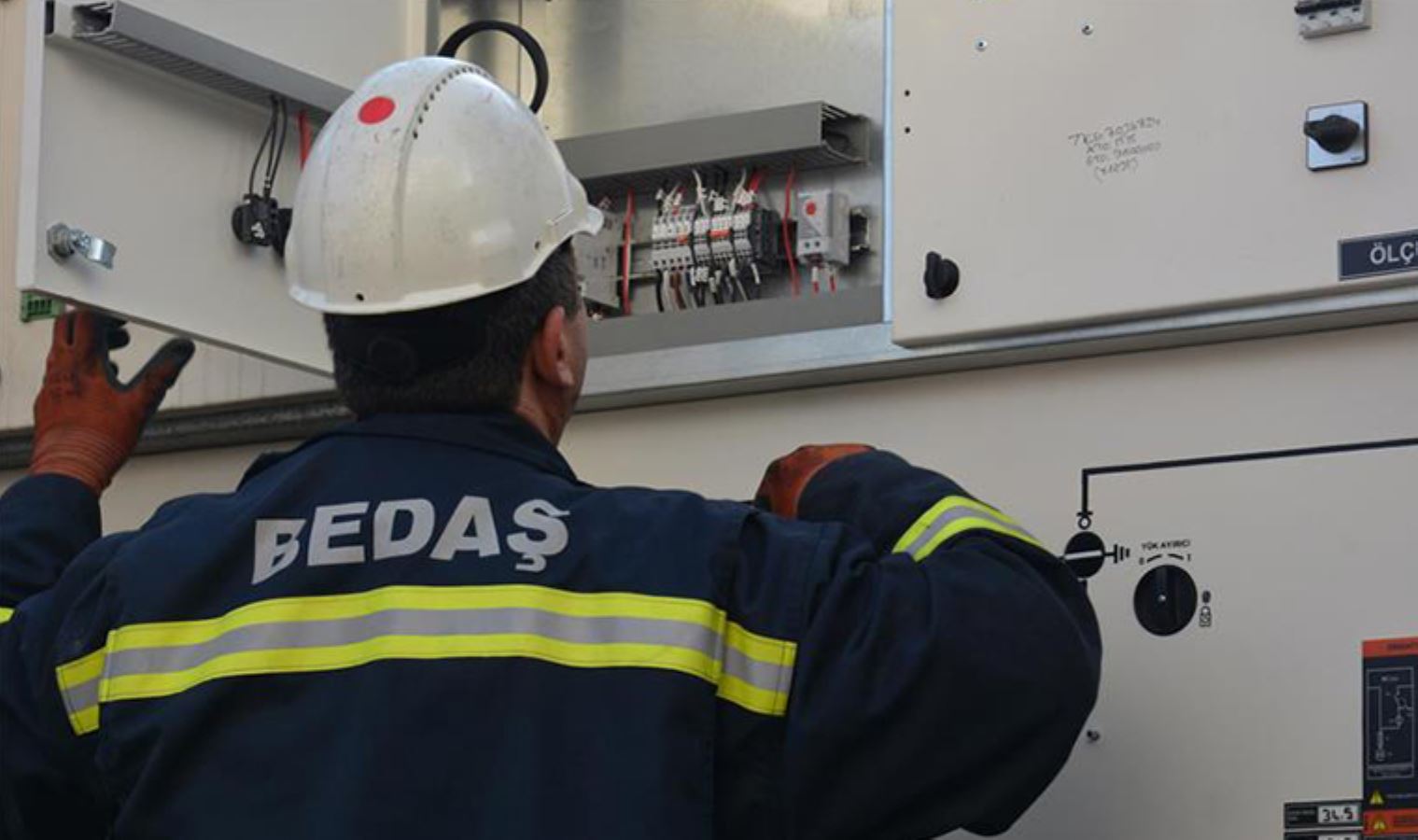 İstanbul'da 21 ilçede elektrik kesintisi: Hangi ilçelerde elektrik kesilecek? İstanbul'da elektrik ne zaman gelecek?