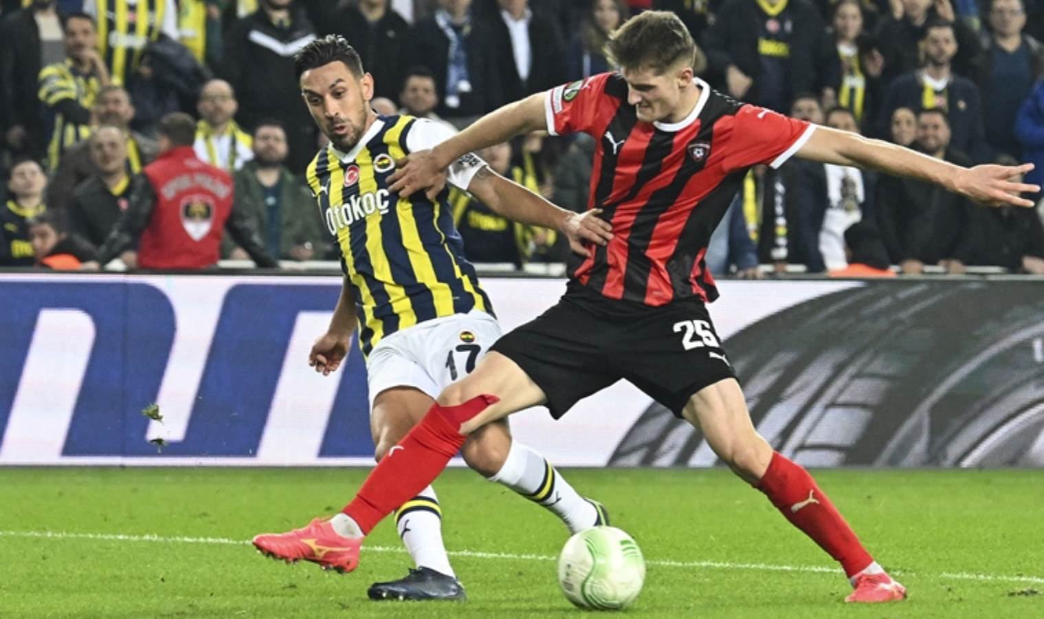 Spor yazarları Fenerbahçe - Spartak Trnava maçını yorumladı: 'Fenerbahçe kimliğini buldu'