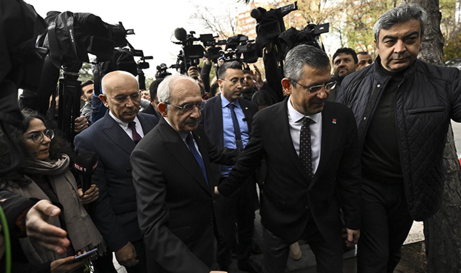 Özgür Özel, Kılıçdaroğlu'nu ziyaret etti