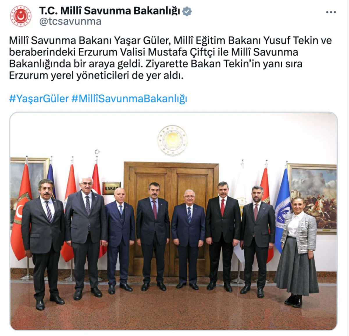 'Tuzla Piyade Okulu'nda tarikat söylentileri ve soruşturma sürerken dikkat çeken paylaşım... 'Tarikatları savunan' Bakan ile Milli Savunma Bakanı aynı karede!