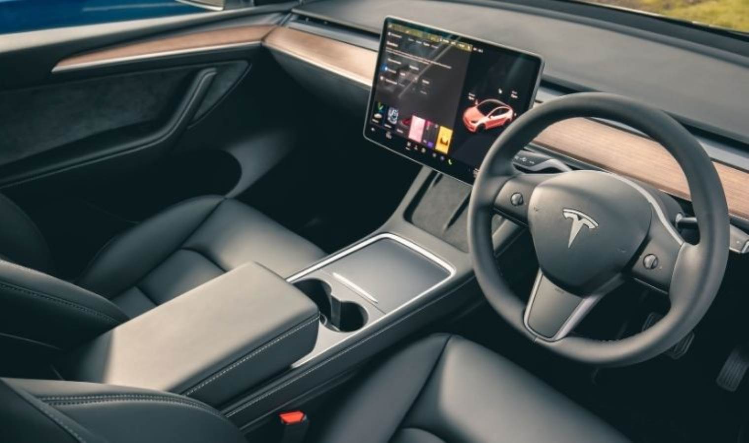 Zannedildiği gibi değil; Tesla sürücüleri en yüksek kaza oranına sahip