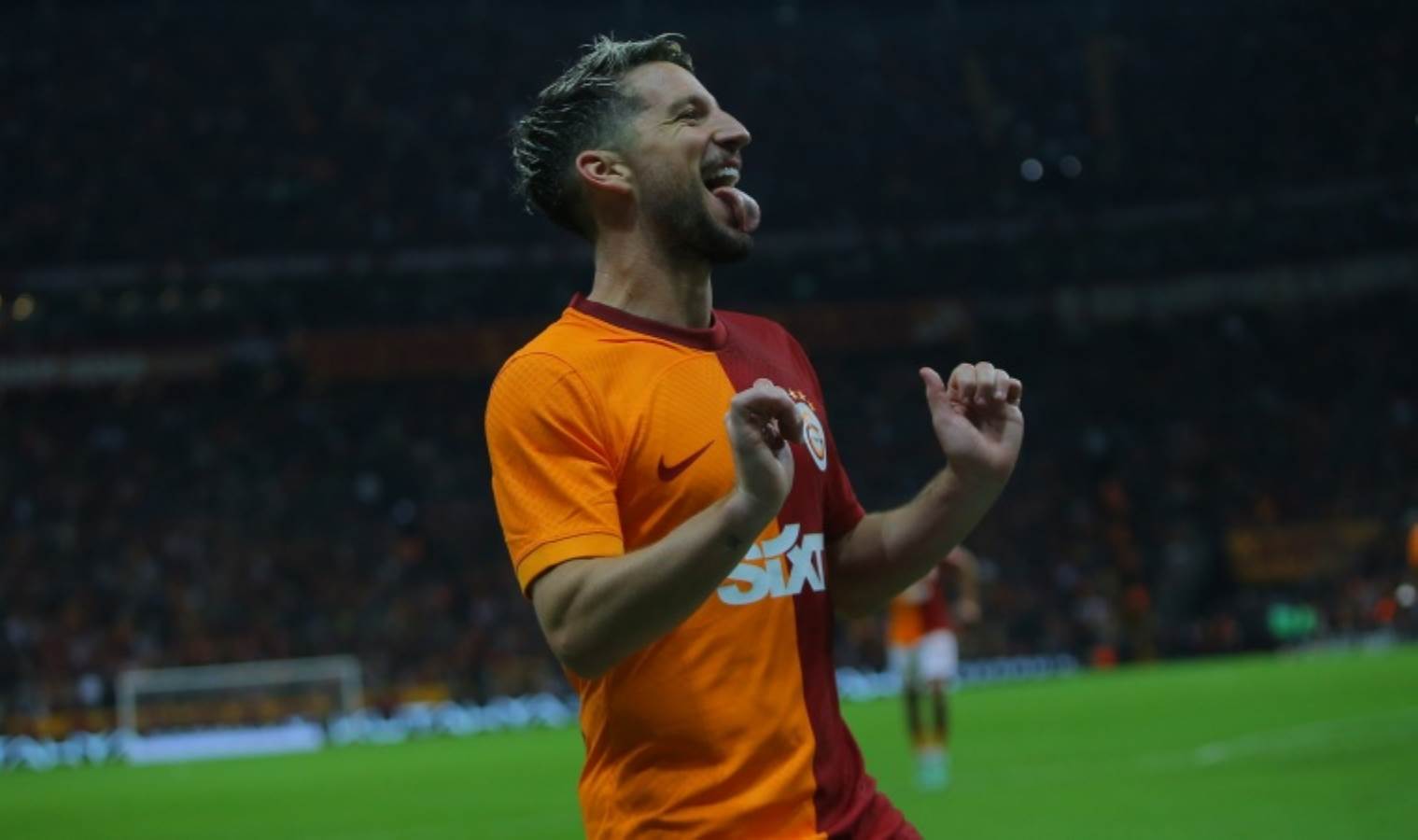 Adı PSV ile anılıyordu: Dries Mertens'ten transfer iddialarına yanıt!