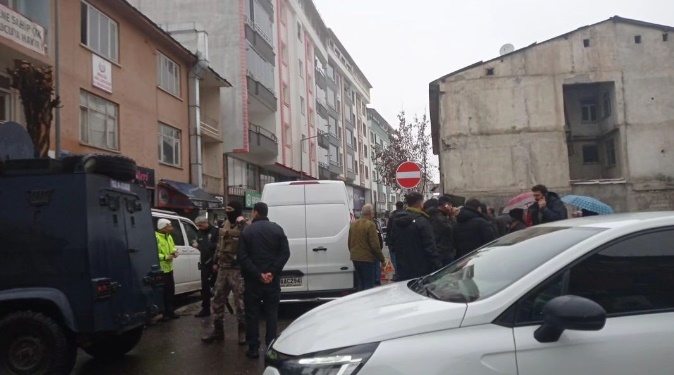 Kan donduran 'dönerci' cinayeti: Dışarı çağırıp öldürdü!