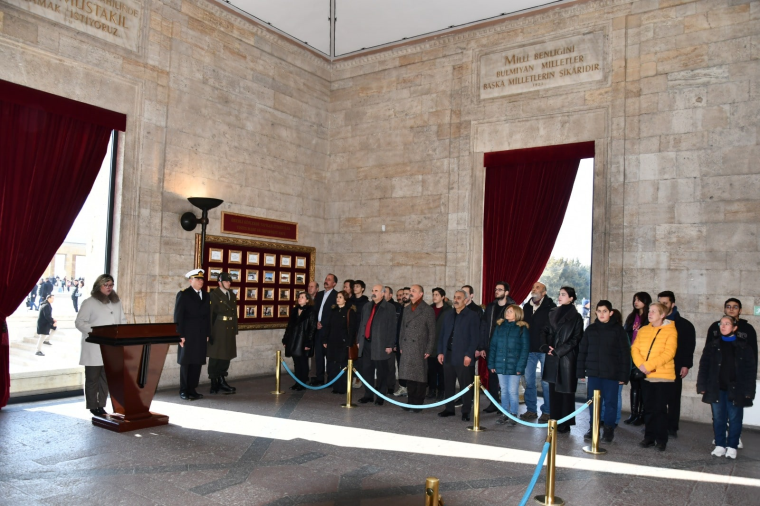 HKP'den Anıtkabir'e ziyaret: Şeriat naralarına inat laikliği savunmaya devam edeceğiz!