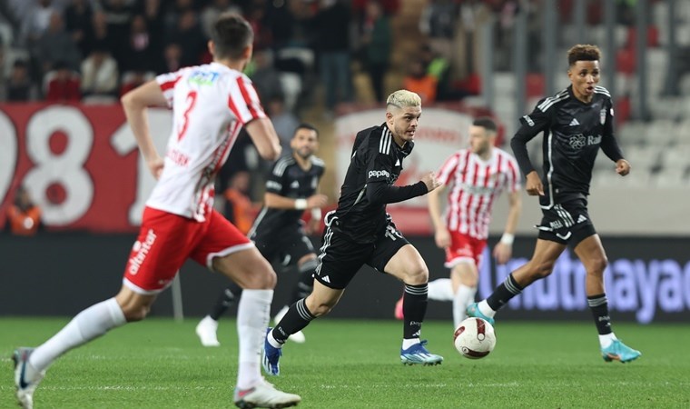 Spor yazarları Antalyaspor - Beşiktaş maçını yorumladı: 'Her maç kahraman çıkması lazım'