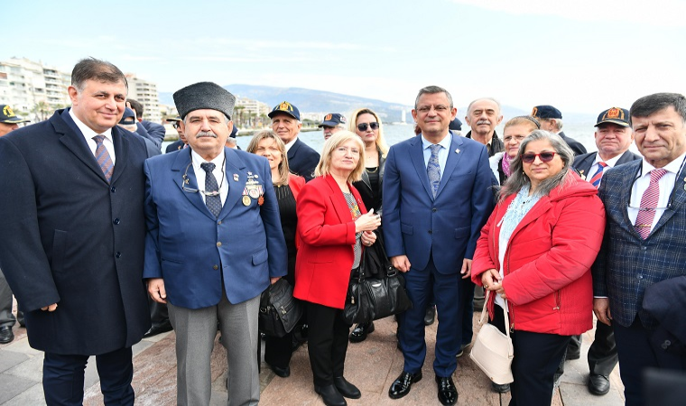 Özgür Özel: Gençleri gözaltına aldıran AKP zihniyetidir!