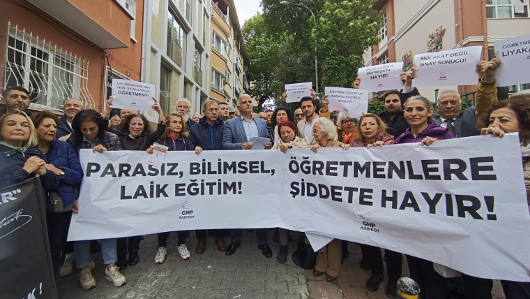 Kadıköy’de laik eğitim isyanı